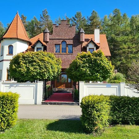 فندق Krysztalowy Dworek Zbychowo المظهر الخارجي الصورة